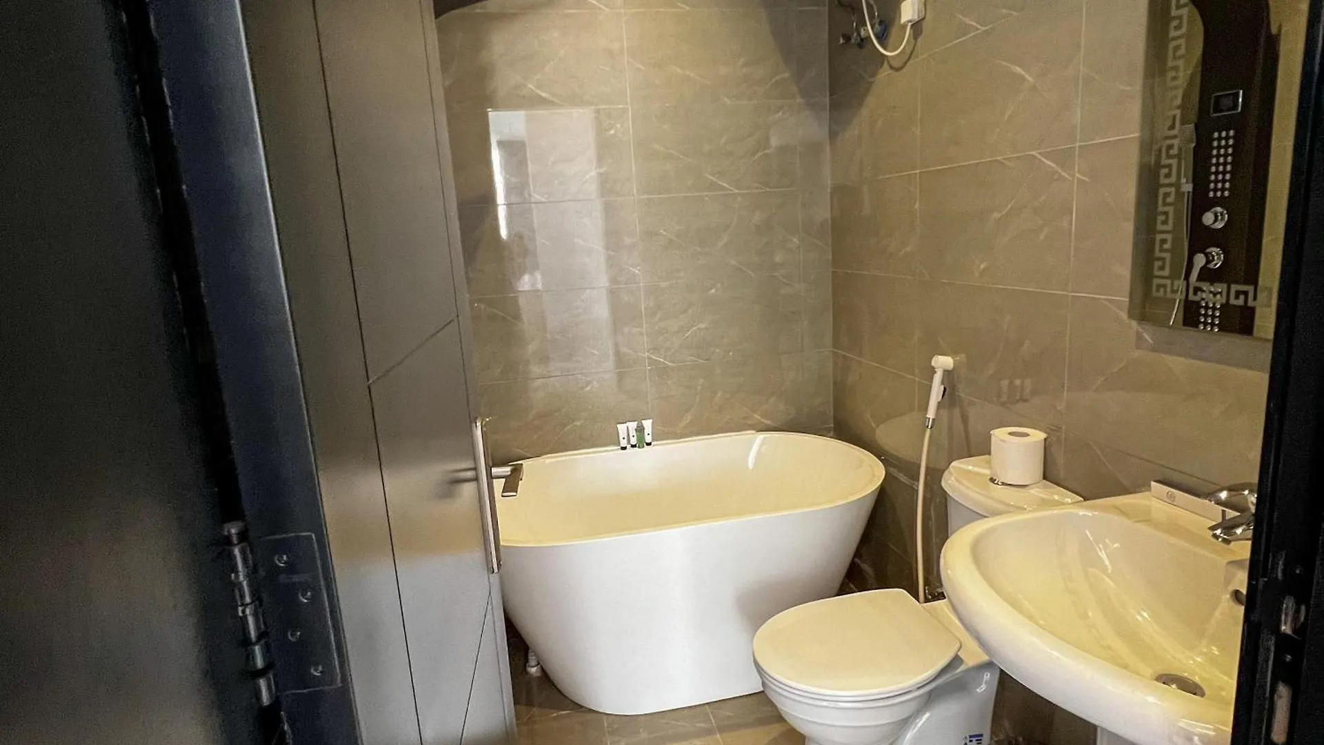 Apartmán Sky-High Villa فيلا عنان السماء Džidda