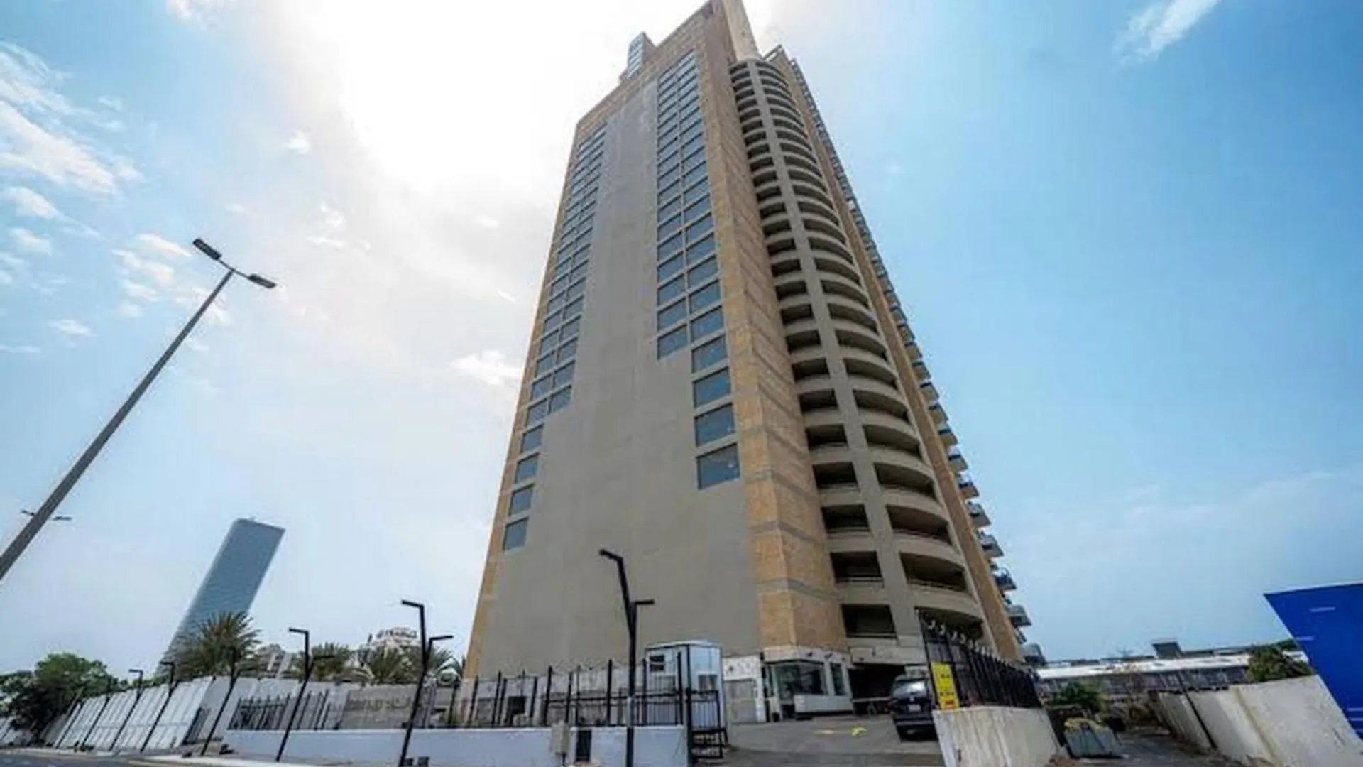 Sky-High Villa فيلا عنان السماء جدة