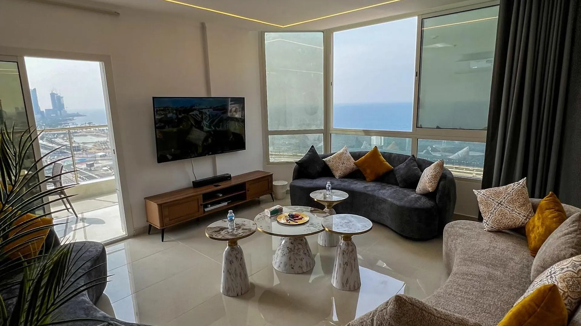 Sky-High Villa فيلا عنان السماء جدة شقة