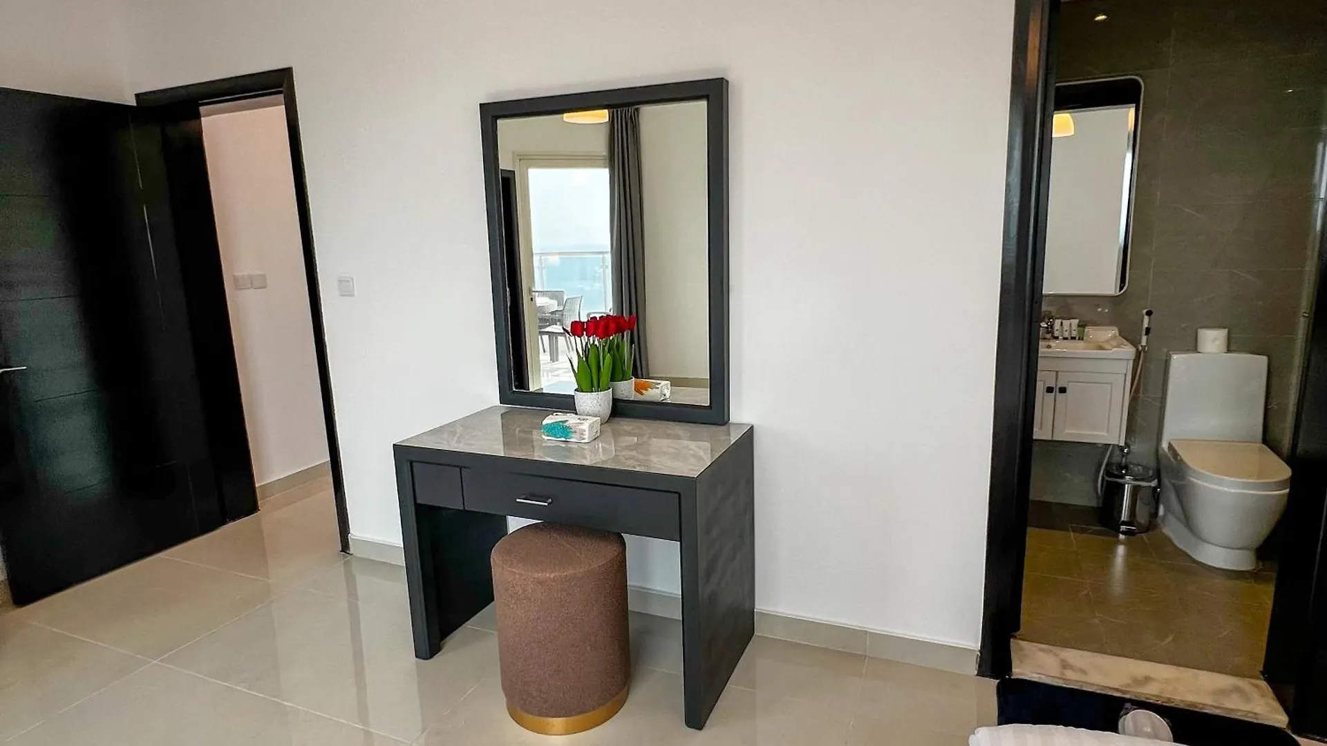 Sky-High Villa فيلا عنان السماء جدة